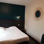 Hotel The Originals Boutique, La Colonne De Bronze,