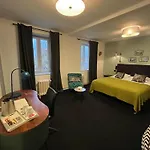 Hotel The Originals Boutique, La Colonne De Bronze, Saint-Valéry-sur-Somme