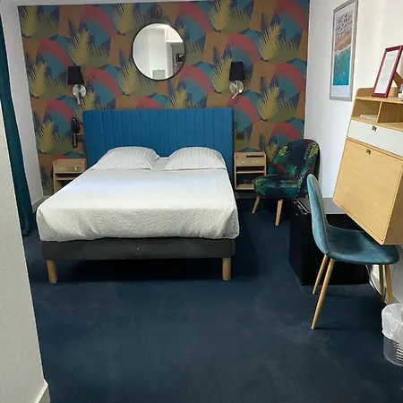 The Originals Boutique, La Colonne De Bronze, 3*