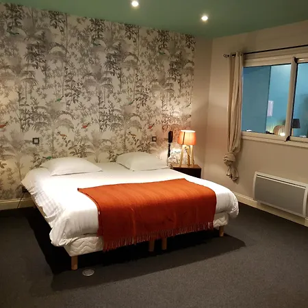 Hotell The Originals Boutique, La Colonne De Bronze, 3*