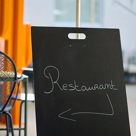 The Originals Boutique, La Colonne De Bronze, 3*