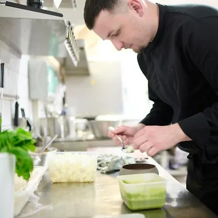 The Originals Boutique, La Colonne De Bronze, Saint-valéry-sur-somme 3*