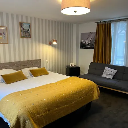 Hotell The Originals Boutique, La Colonne De Bronze, Saint-Valéry-sur-Somme