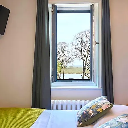 Hotel The Originals Boutique, La Colonne De Bronze, 3*