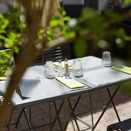 The Originals Boutique, La Colonne De Bronze, Saint-valéry-sur-somme 3*