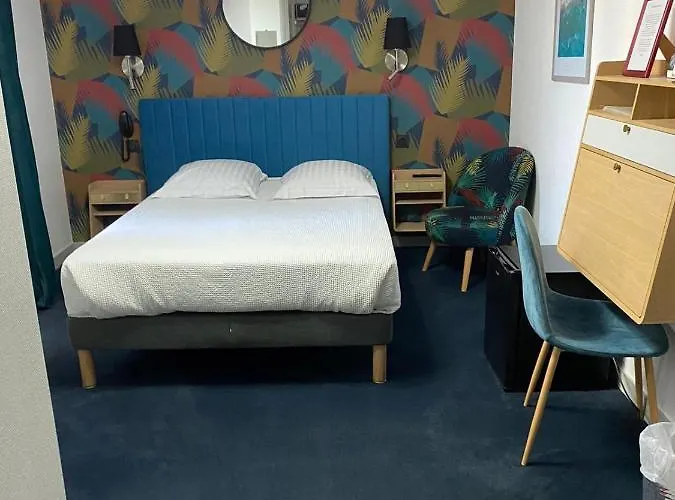 The Originals Boutique, La Colonne De Bronze, 3*