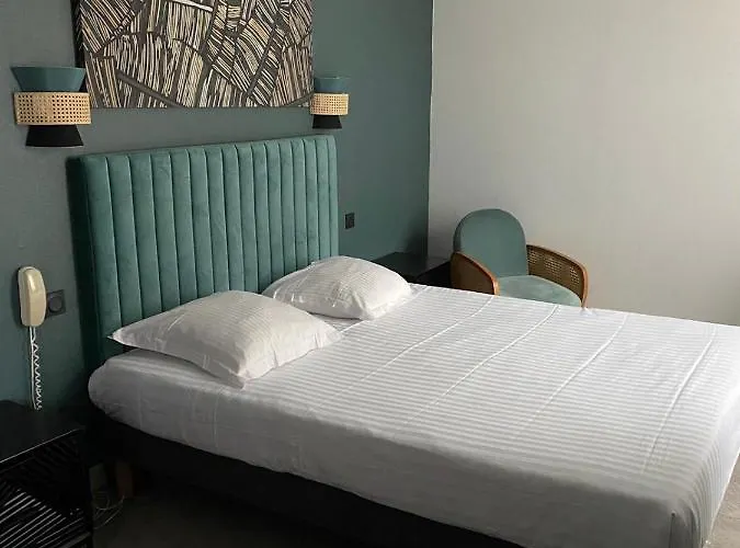 The Originals Boutique, La Colonne De Bronze, Saint-Valery-sur-Somme