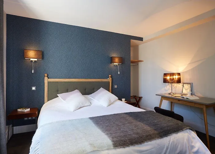 The Originals Boutique, La Colonne De Bronze, Hotel