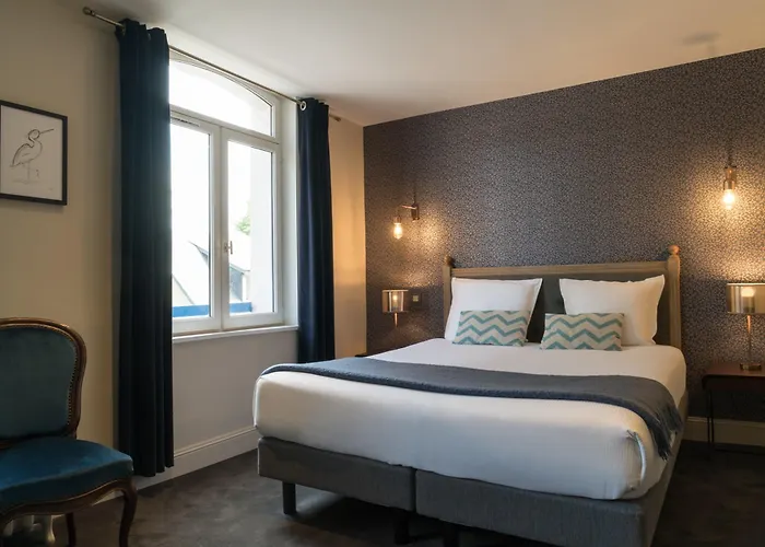 The Originals Boutique, La Colonne De Bronze, 3*