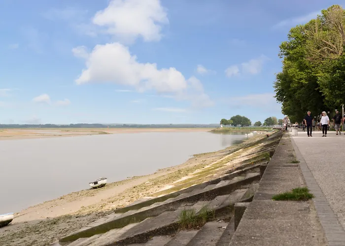 Hotel The Originals Boutique, La Colonne De Bronze, 3*