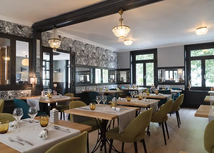 The Originals Boutique, La Colonne De Bronze, Saint-Valery-sur-Somme