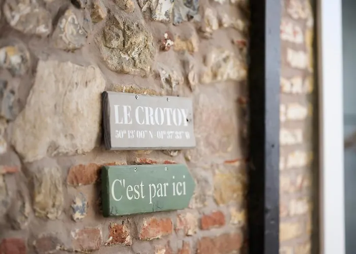 The Originals Boutique, La Colonne De Bronze, Hotel Saint-Valery-sur-Somme