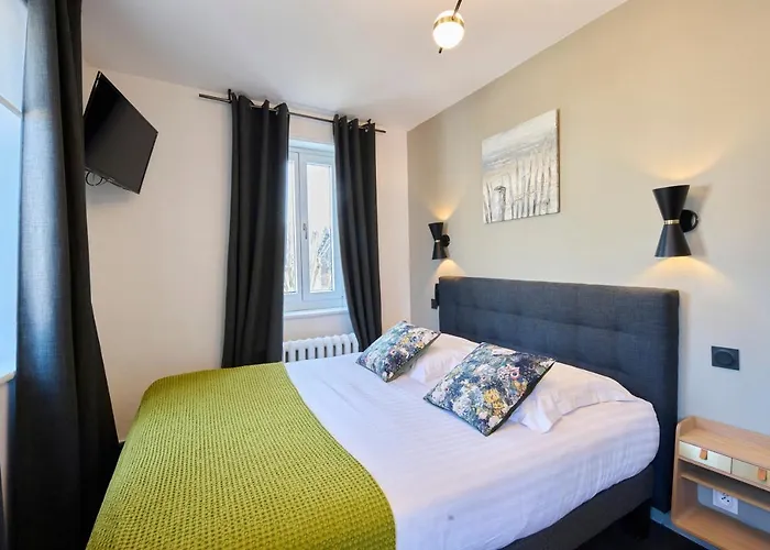 The Originals Boutique, La Colonne De Bronze, Saint-Valery-sur-Somme