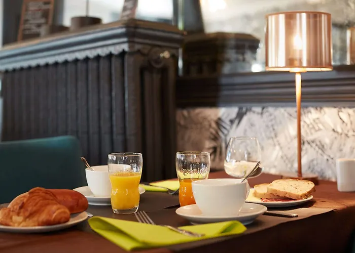 Hotel The Originals Boutique, La Colonne De Bronze, Saint-Valery-sur-Somme